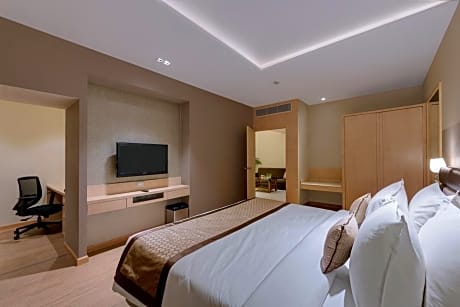 Hazel Suite with 20 % Discount On food & Beverage, Free Welcome Drink on Arrival