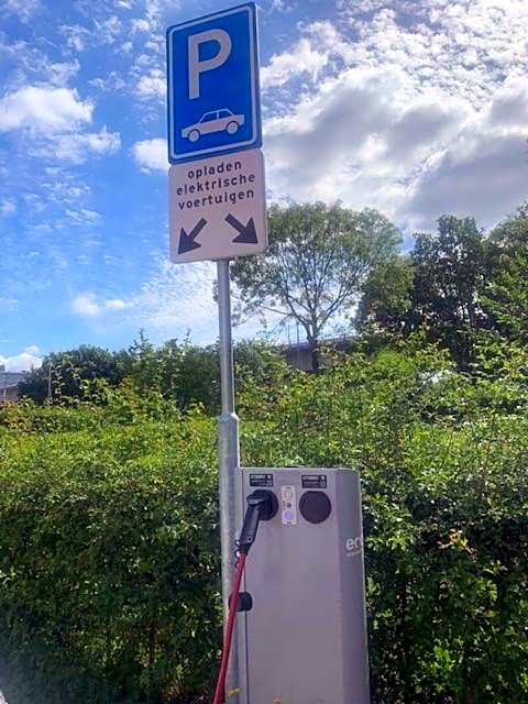 Logement Meijnerswijk, Free Parking, Electric Parking, Kitchen,Living room, Free Coffee machine Geen jongeren onder 25 jr