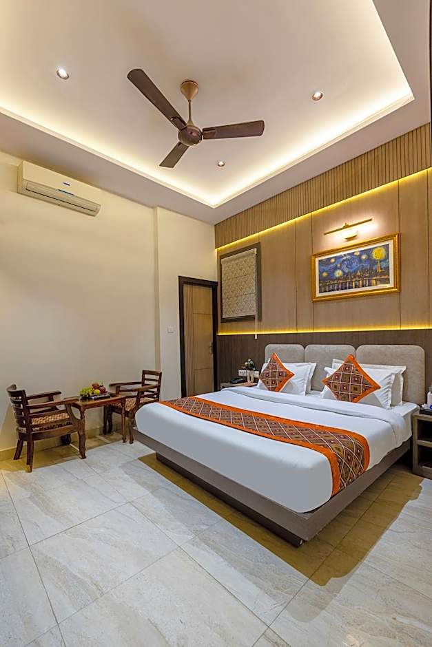 Hotel Golden Wings
