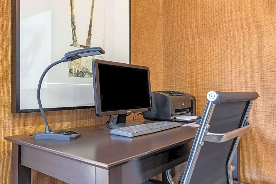 Best Western Encinitas Inn & Suites at Moonlight Beach