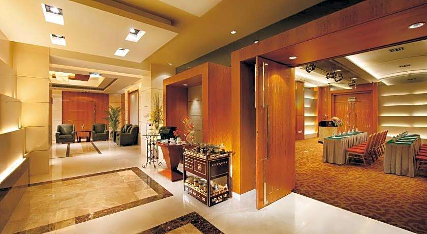 Sunworld Dynasty Hotel