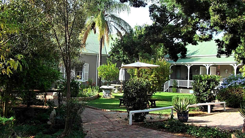 HouseMartin Lodge & Self Catering