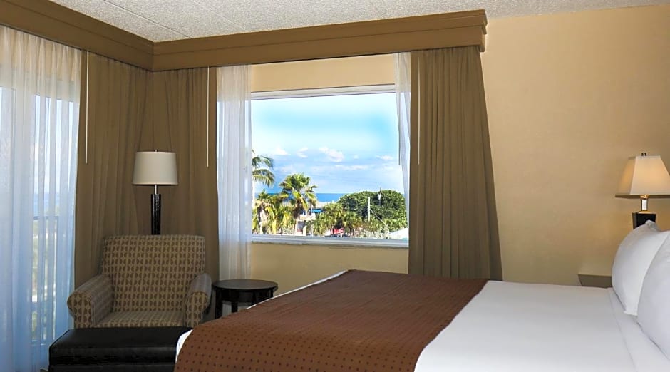 Holiday Inn Express North Palm Beach-Oceanview