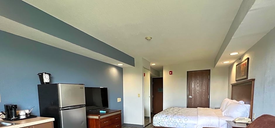 HomeTowne Studios & Suites Washington