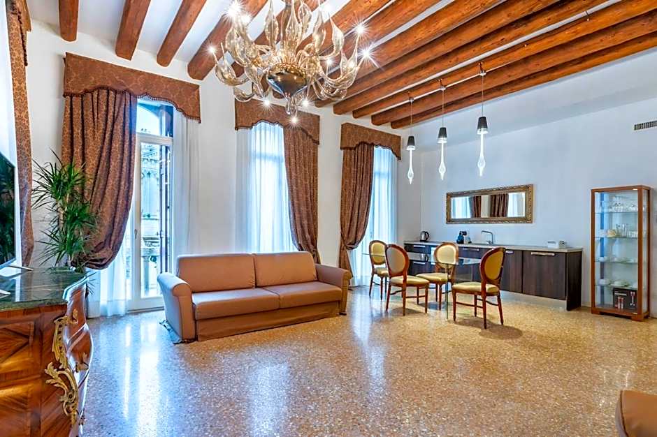 San Teodoro Palace - Luxury Apartments