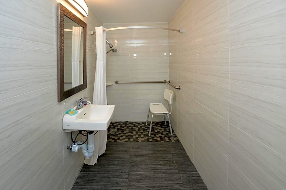 Americas Best Value Inn at Central Valley