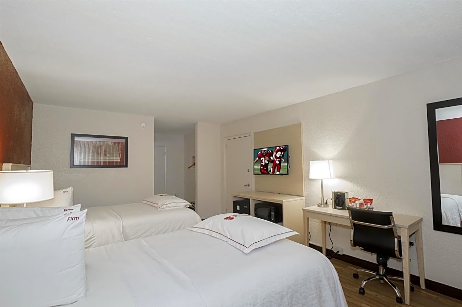 Days Inn by Wyndham Neptune Beach