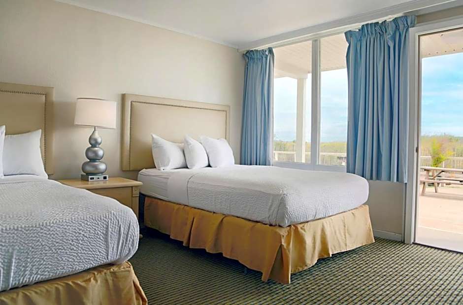 Seabonay Oceanfront Motel