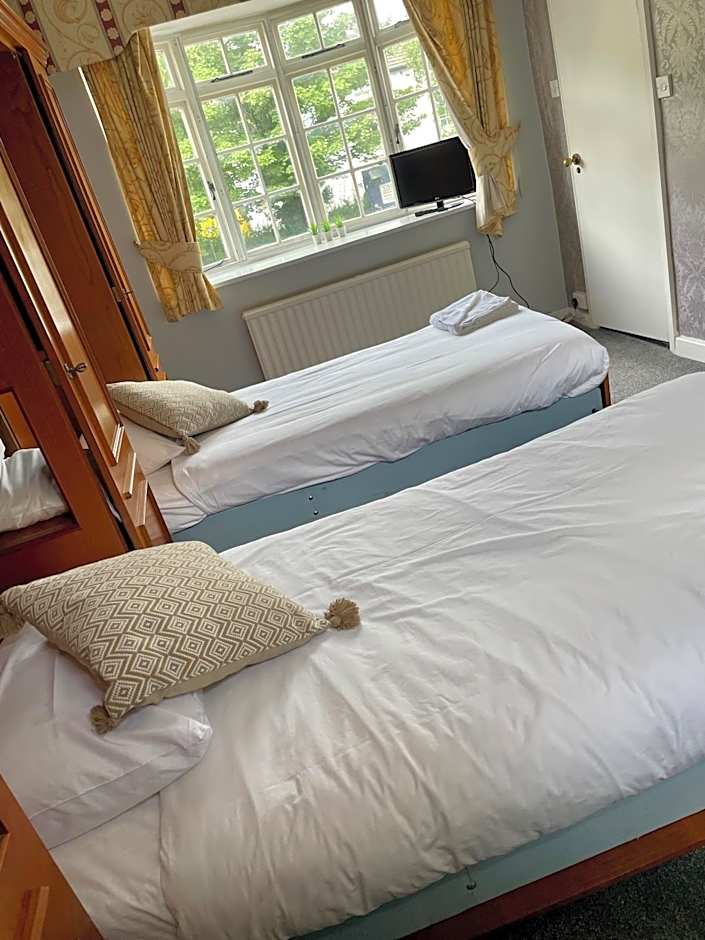 Donington Manor Hotel