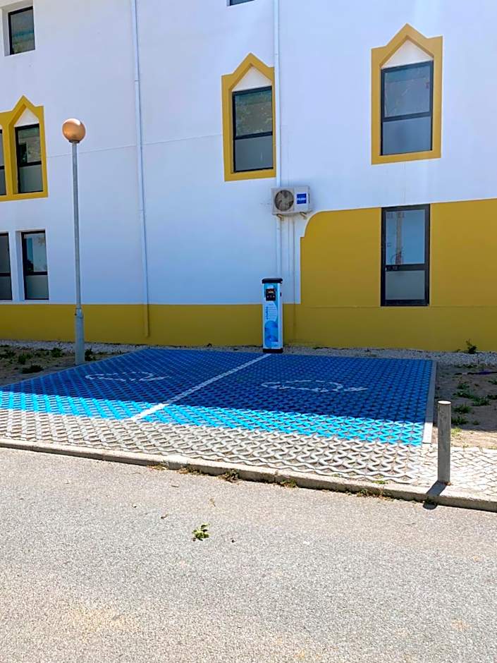 Beach House Golden Club