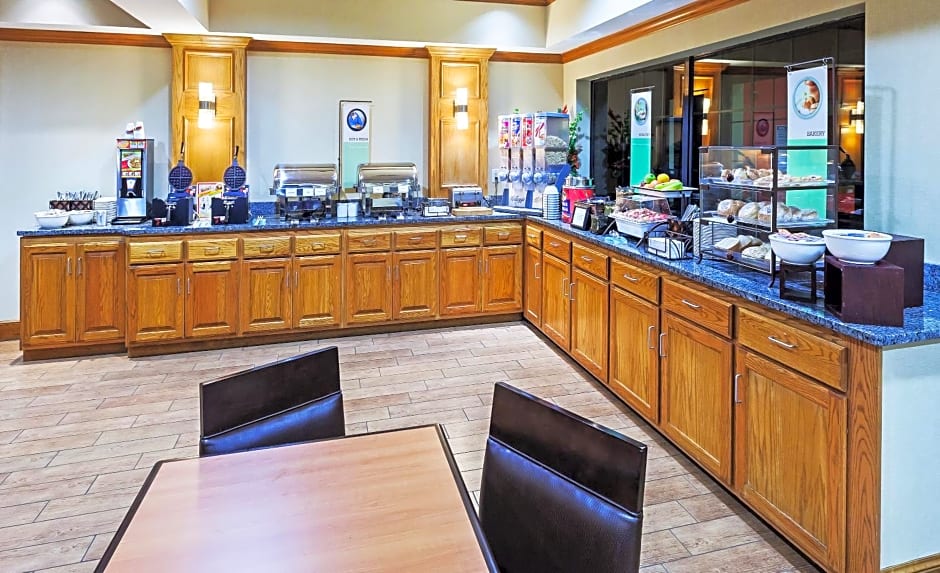 Country Inn & Suites by Radisson, Lubbock, TX