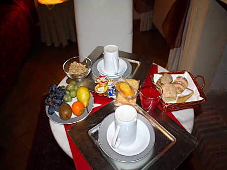 Double or Twin Room with Private Bathroom