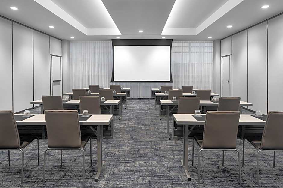 AC Hotel by Marriott Miami Dadeland