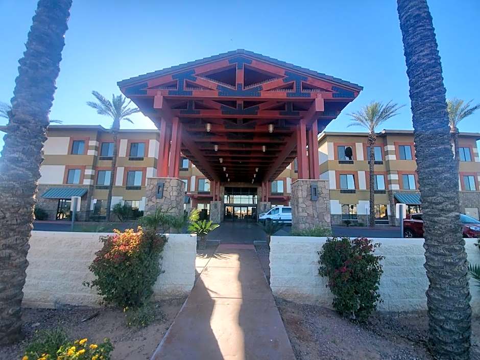 Legacy Inn & Suites