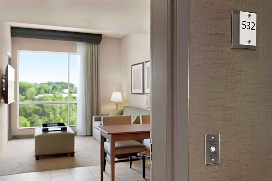Embassy Suites By Hilton Charlotte/Ayrsley