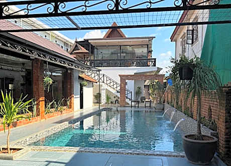 Win Hotel