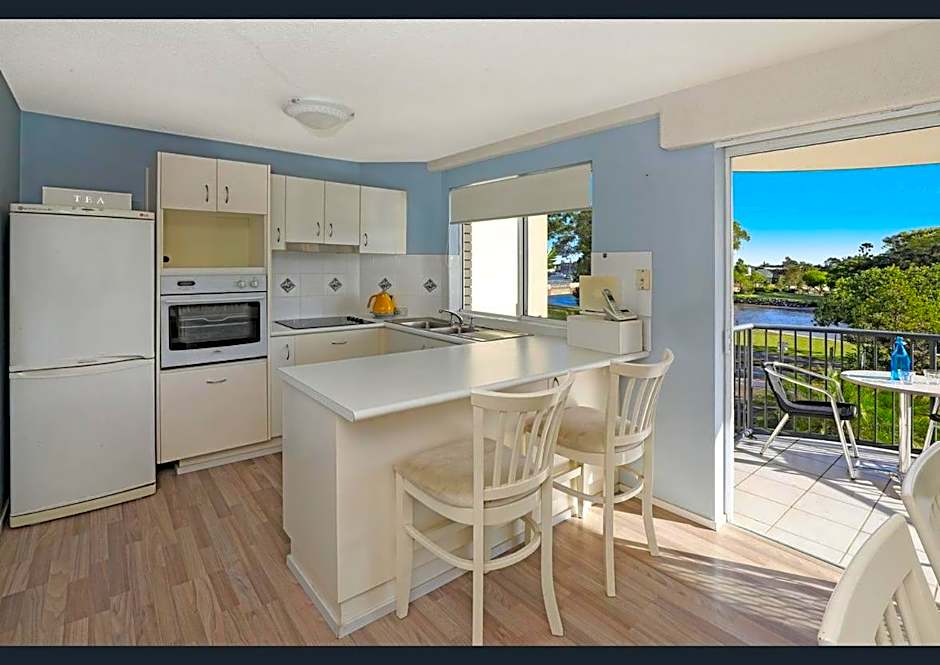 Excellsior Apartments