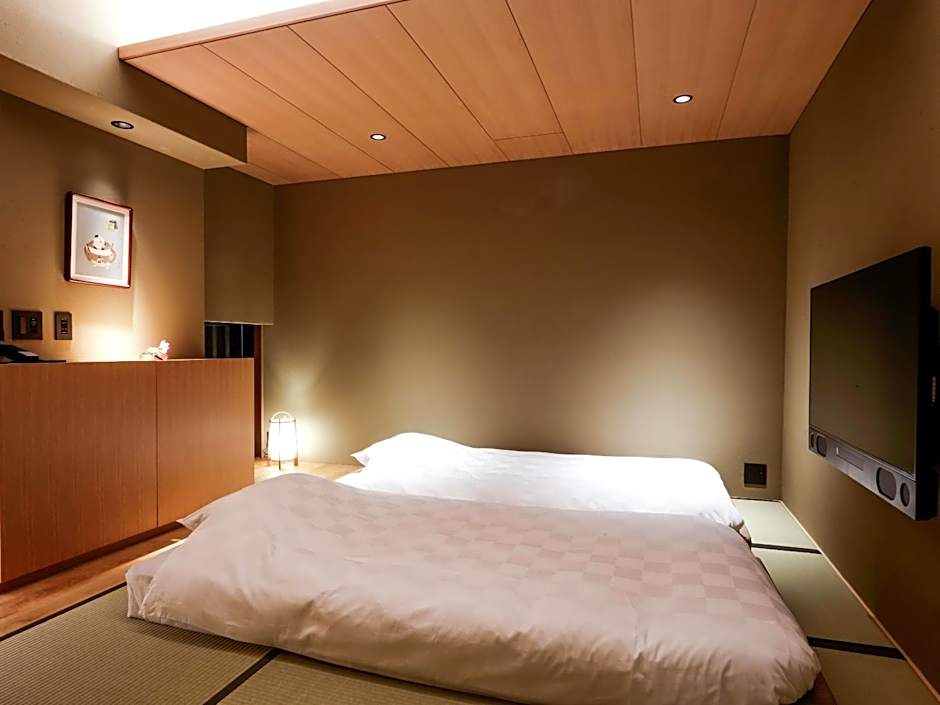 Kaminarimon Ryokan