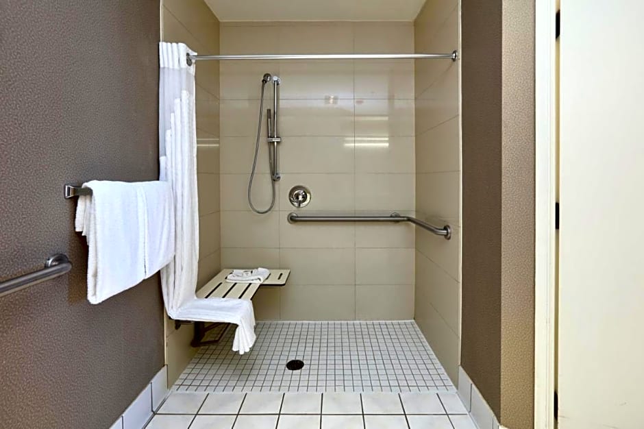 Holiday Inn Hotel & Suites Santa Maria By IHG
