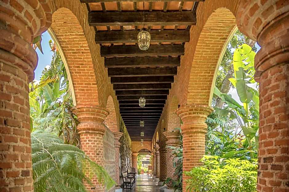 Porta Hotel Antigua