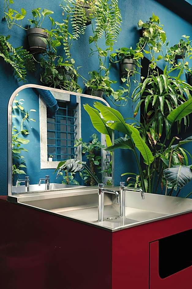 Esqina Cosmopolitan Lodge