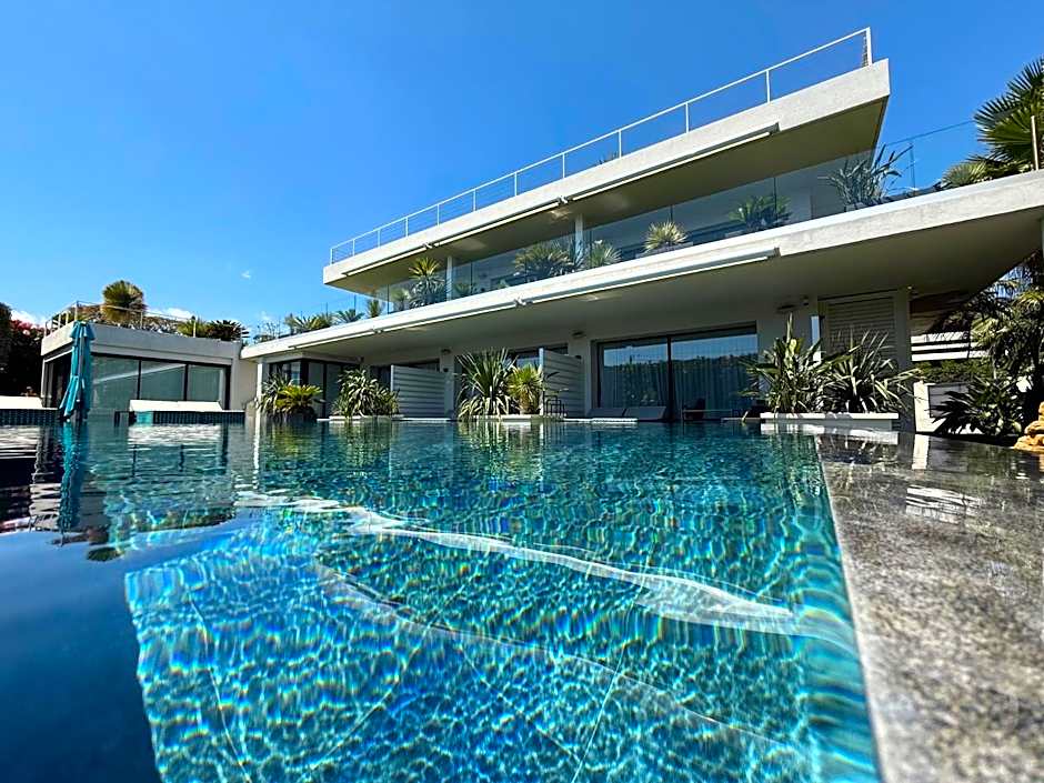 Photo 1 of 50 of VILLA MIAMI