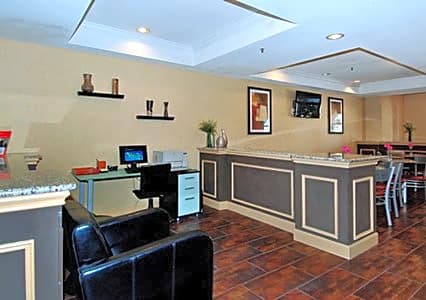 Quality Suites Las Colinas Center