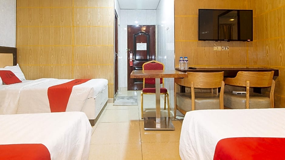 RedDoorz @ Winter Hotel Araneta