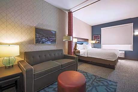 King Studio Suite