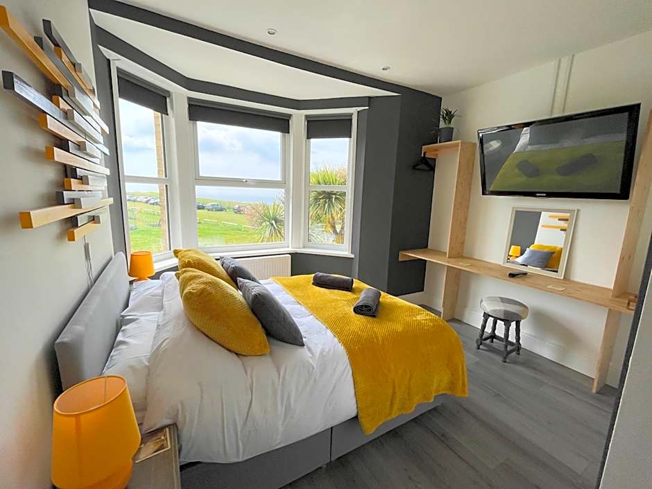 Breakers Guest House