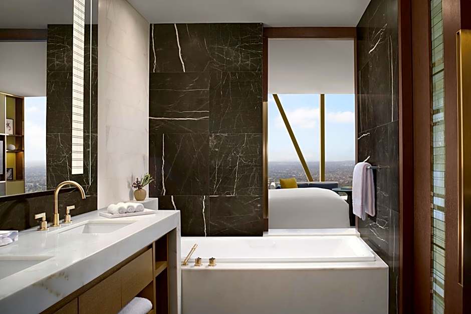 The Ritz-Carlton, Melbourne