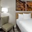 Days Inn by Wyndham Branson Ozarks
