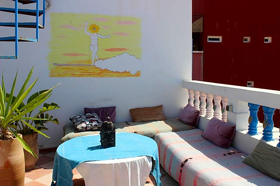 Tamraght White Hostel