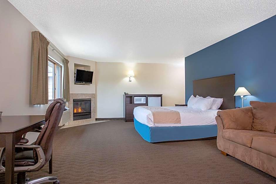 AmericInn by Wyndham Green Bay West