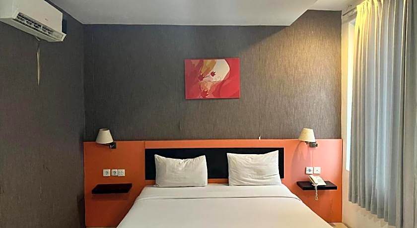 Hotel O Tri Homestay