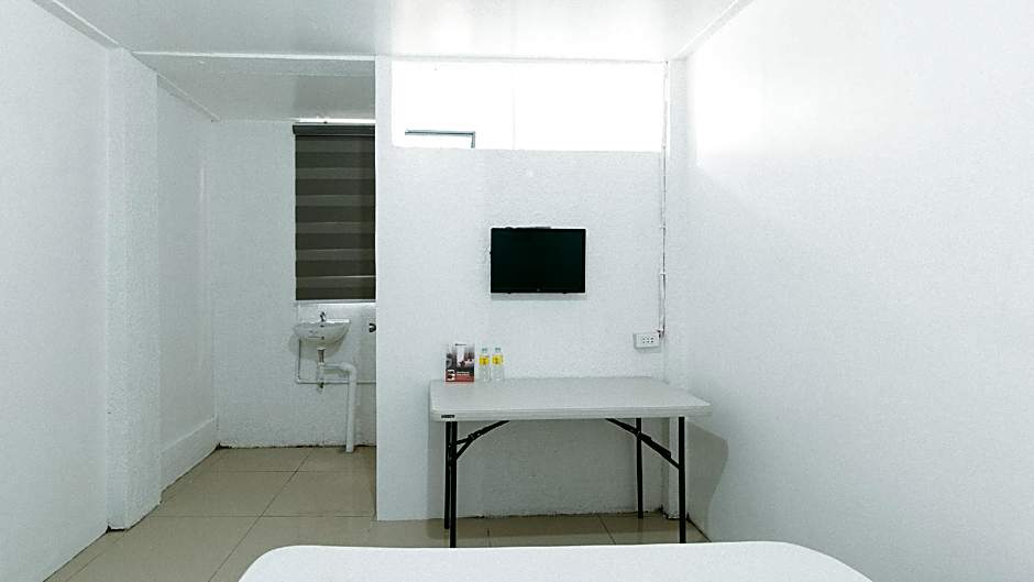 RedDoorz Shukran Rentals OPC Pampanga 