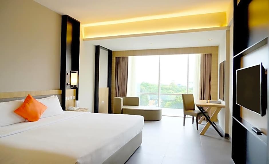Photo 1 of 6 of Deluxe 1 King Bed