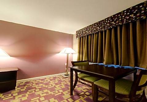 Mount Holyoke Inn