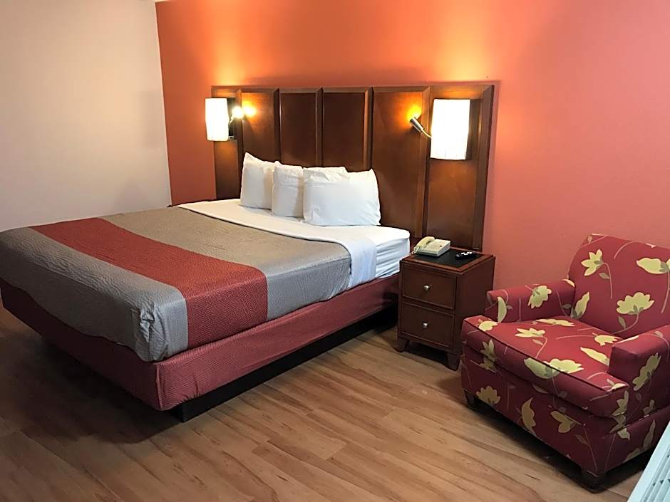 Motel 6-Van Buren, AR I- 40