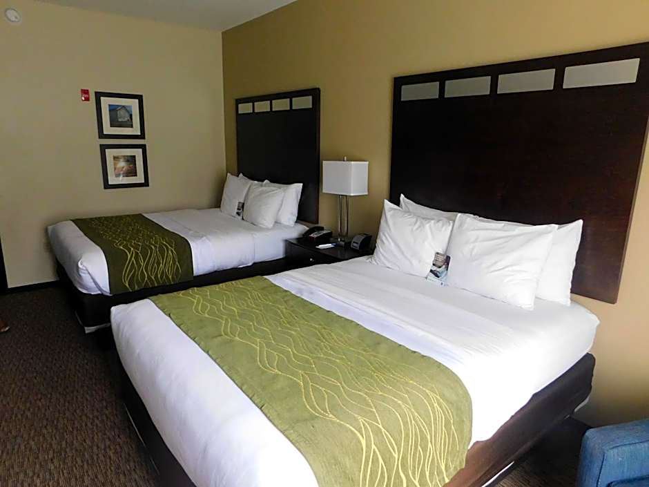 Comfort Inn St. Clairsville