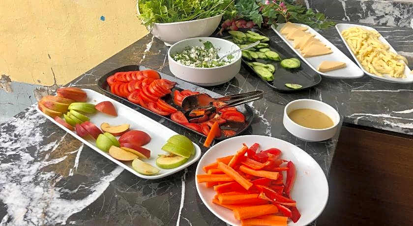 Wolf Of The City Hotel & Spa