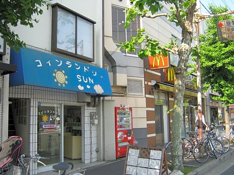 Guesthouse Hyakumanben Cross