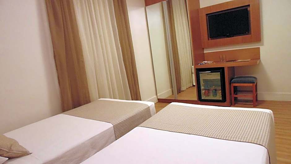 Mirasol Copacabana Hotel