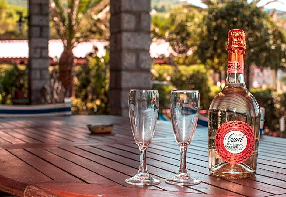 Residence Mandel 2 by Mandel Club