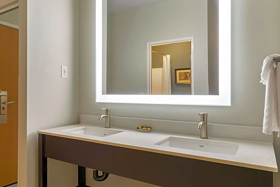 Best Western Plus Mountain View Auburn Inn