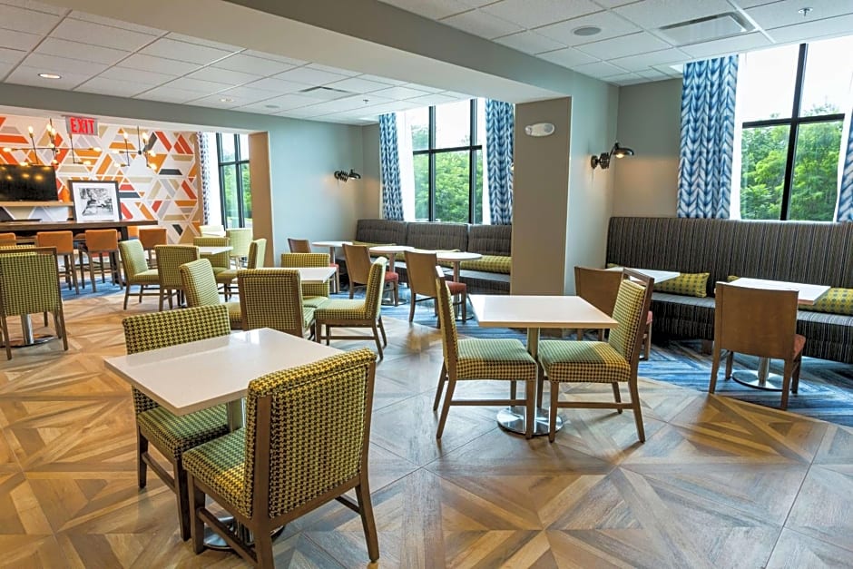 Hampton Inn By Hilton Cumberland