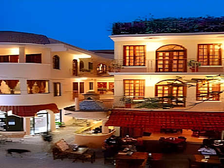 El Cielo Hotel