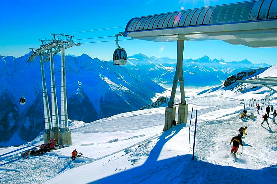 Alpenhotel zur Wildi Lauchernalp