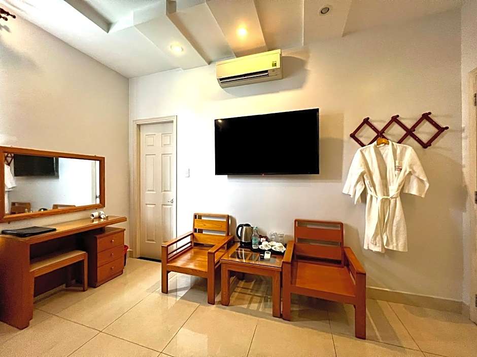 Yen Nam Hotel Nguyen Trong Tuyen