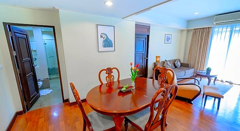 Le Casa Bang Saen Hotel